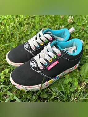 HEELYS Youth 13 Girls Boys Black Teal Blue Lining